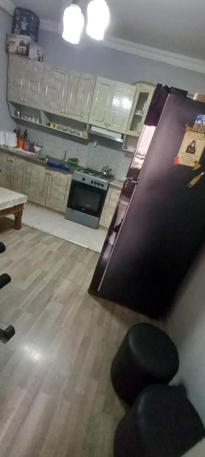 Apartment Zurabi バトゥーミ エクステリア 写真