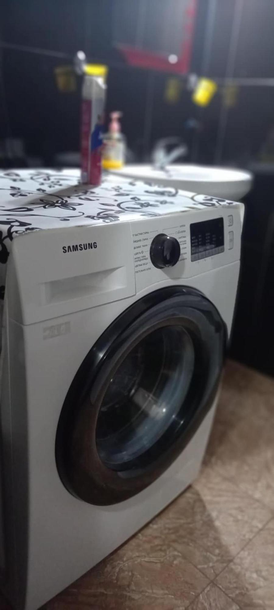 Apartment Zurabi バトゥーミ エクステリア 写真